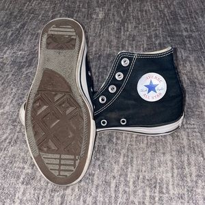 Black Converse